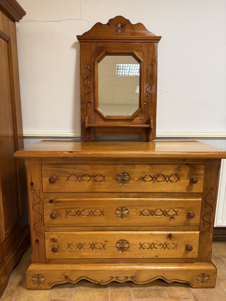 1A8D8CBA-0D02-47E6-8F8F-D45C85350364_1_105_c